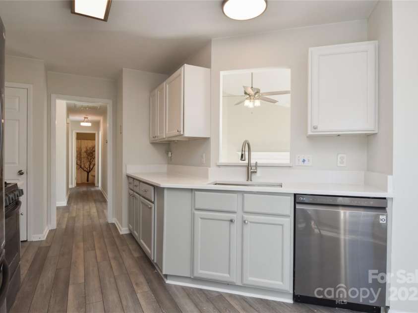 330 Kilmer Lane, Mooresville, NC 28115.  MLS# CAR4255974, YatesRealty ID 8050. 