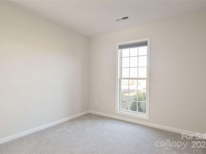 330 Kilmer Lane, Mooresville, NC 28115.  MLS# CAR4255974, YatesRealty ID 8050. 