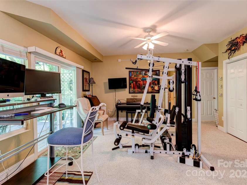 117 Hibiscus Lane, Asheville, NC 28803.  MLS# CAR4128496, YatesRealty ID 8051. 