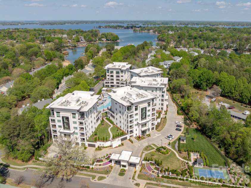 19329 Watermark Drive, Cornelius, NC 28031.  MLS# CAR4366392, YatesRealty ID 8051. Watermark Lake Norman Luxury Condos
