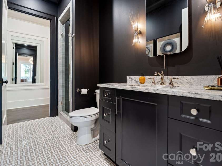 19329 Watermark Drive, Cornelius, NC 28031.  MLS# CAR4406294, YatesRealty ID 8051. En suite bathroom...