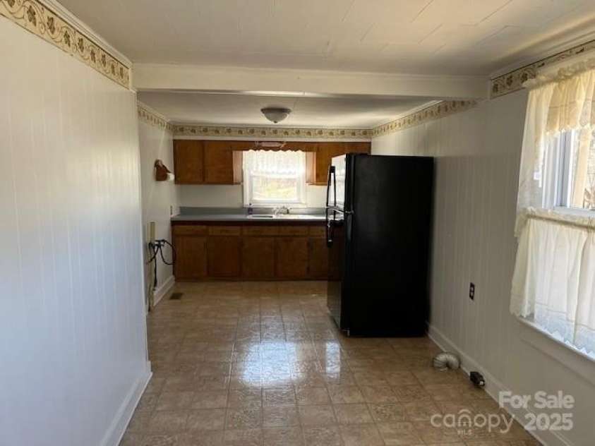 1522 Barcose Street, Lenoir, NC 28645.  MLS# CAR4228609, YatesRealty ID 8053. 