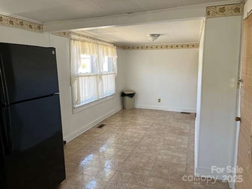 1522 Barcose Street, Lenoir, NC 28645.  MLS# CAR4228609, YatesRealty ID 8053. 