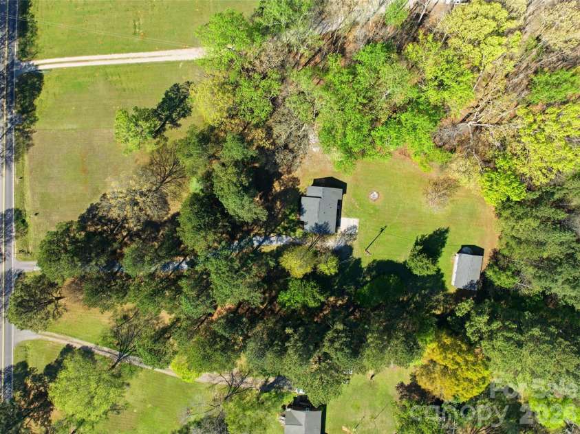 2291 Hicklin Bridge Road, Edgemoor, SC 29712.  MLS# CAR4362259, YatesRealty ID 8053. 
