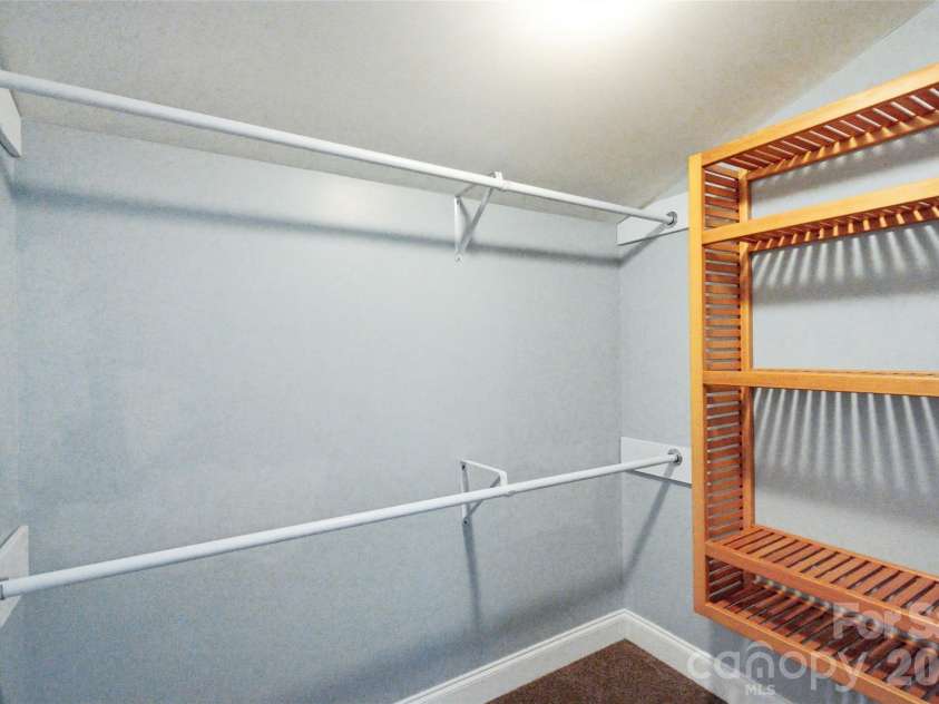2291 Hicklin Bridge Road, Edgemoor, SC 29712.  MLS# CAR4362259, YatesRealty ID 8053. Primary Closet