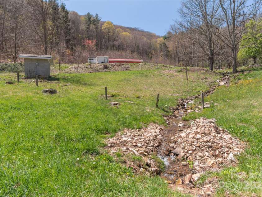 55 Grove Park, Waynesville, NC 28786.  MLS# CAR4218196, YatesRealty ID 8054. 