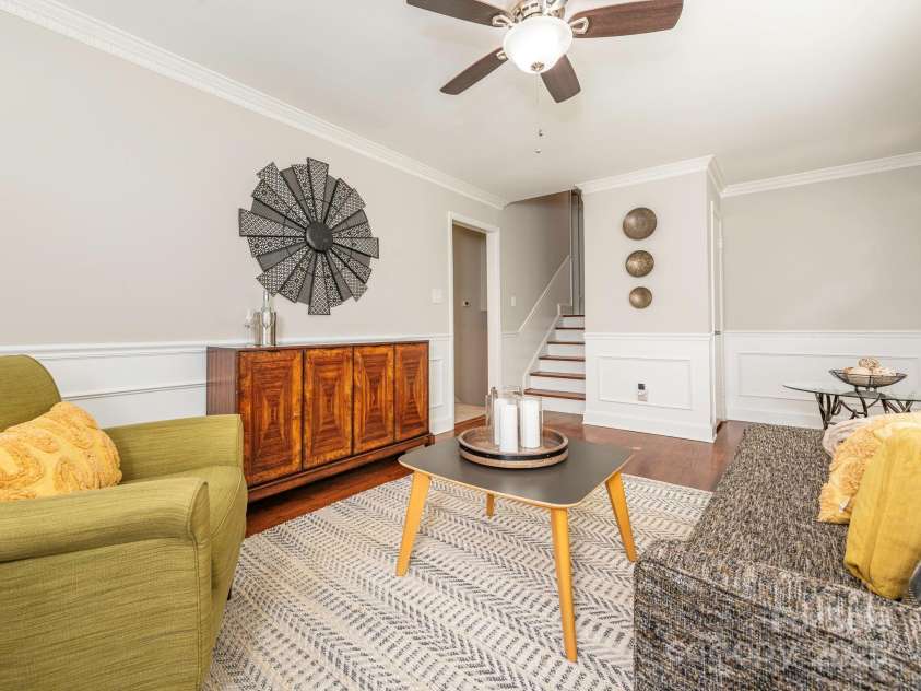 7024 Rockledge Drive, Charlotte, NC 28210.  MLS# CAR4244207, YatesRealty ID 8055. 