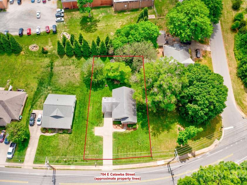 704 Catawba Street, Belmont, NC 28012.  MLS# CAR4249281, YatesRealty ID 8057. Aerial view