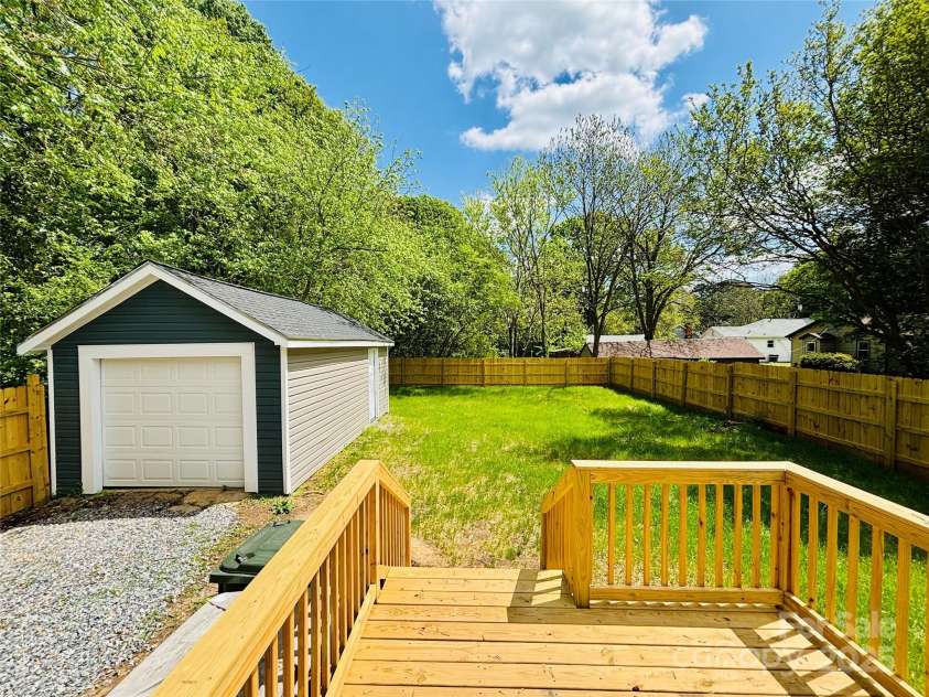 417 Stonewall Avenue, Rock Hill, SC 29730.  MLS# CAR4239880, YatesRealty ID 8058. 