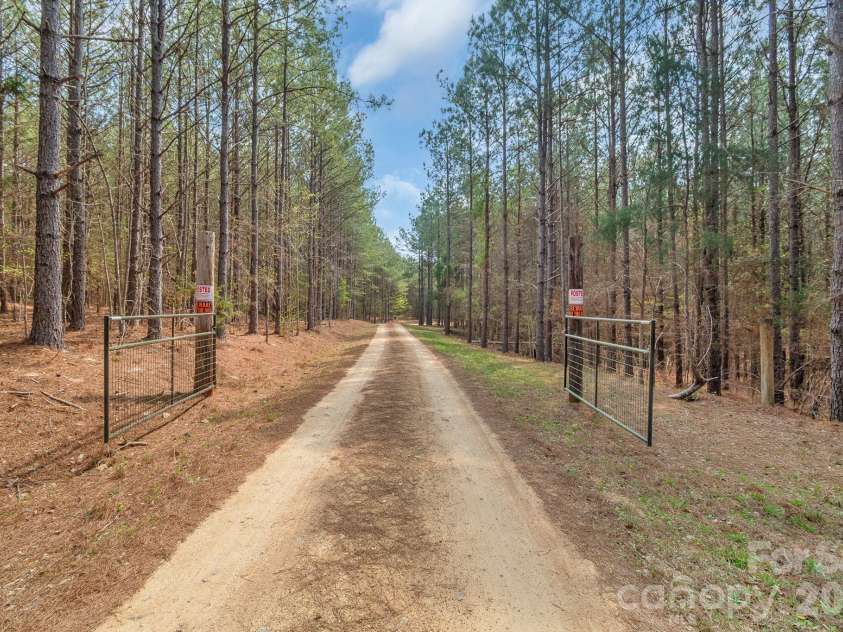 2695 Addison Road, Lancaster, SC 29720.  MLS# CAR4360690, YatesRealty ID 8059. 