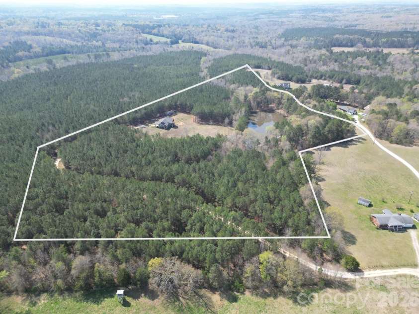 2695 Addison Road, Lancaster, SC 29720.  MLS# CAR4360690, YatesRealty ID 8059. 