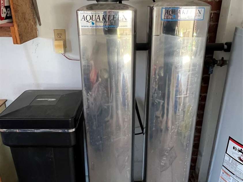 604 Eastwood Drive, Albemarle, NC 28001.  MLS# CAR4210348, YatesRealty ID 8059. Water Filtration System