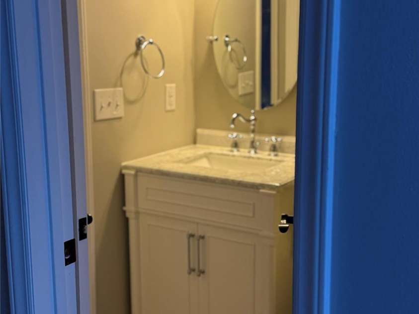 2520 Stradbrook Drive, Charlotte, NC 28210.  MLS# CAR4323264, YatesRealty ID 806. 