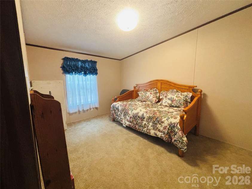 3512 Meldonna Drive, Maiden, NC 28650.  MLS# CAR4386085, YatesRealty ID 806. 