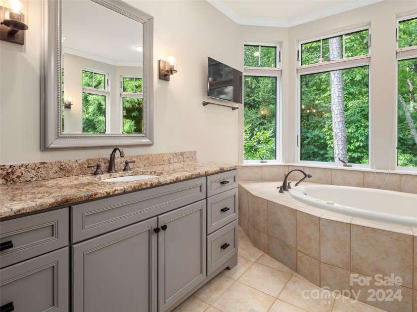 24 Powder Creek Trail, Arden, NC 28704.  MLS# CAR4172802, YatesRealty ID 8060. 
