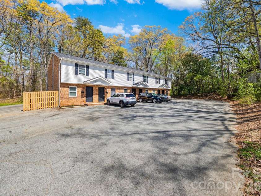 118 Ethel Drive, Stanley, NC 28164.  MLS# CAR4365281, YatesRealty ID 8061. 