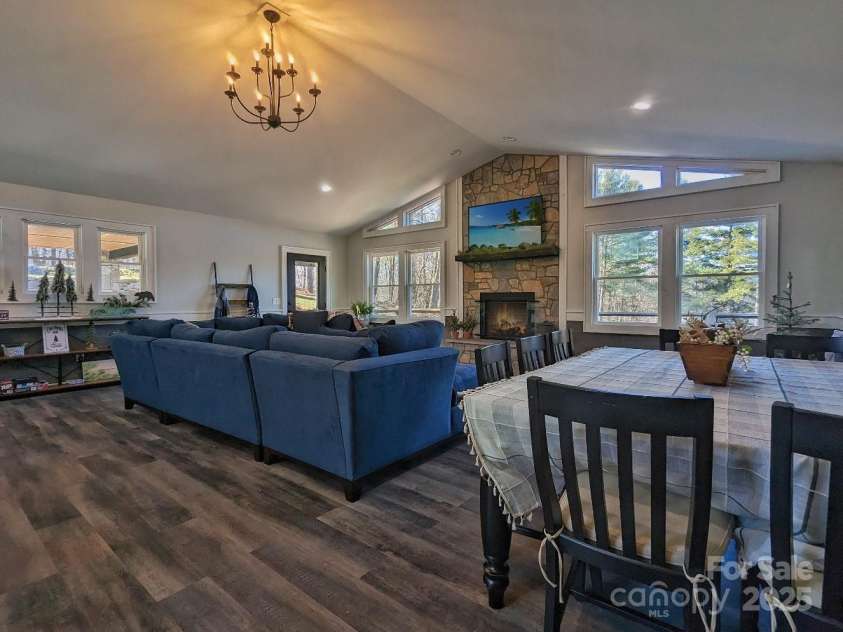 600 Pinewood Drive, Waynesville, NC 28786.  MLS# CAR4216551, YatesRealty ID 8061. 