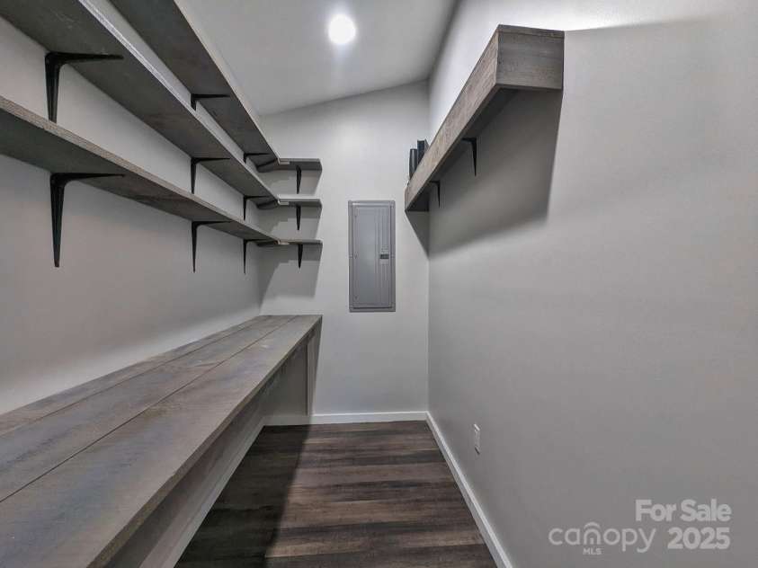 600 Pinewood Drive, Waynesville, NC 28786.  MLS# CAR4216551, YatesRealty ID 8061. 