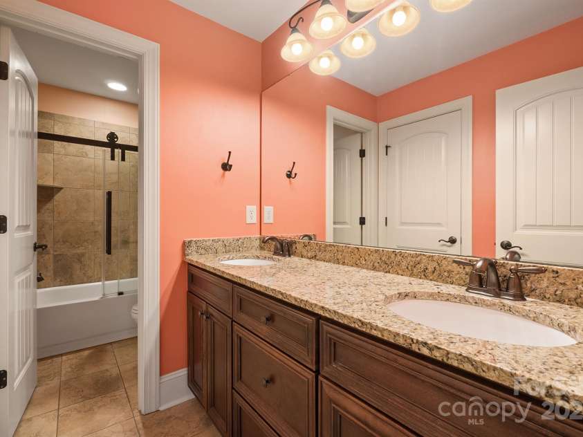 472 Barber Loop, Mooresville, NC 28117.  MLS# CAR4223478, YatesRealty ID 8062. 