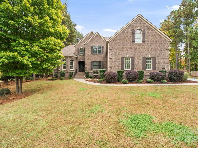 472 Barber Loop, Mooresville, NC 28117.  MLS# CAR4223478, YatesRealty ID 8062. 