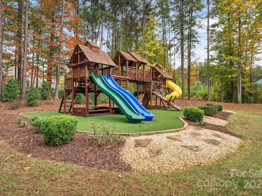 472 Barber Loop, Mooresville, NC 28117.  MLS# CAR4223478, YatesRealty ID 8062. 