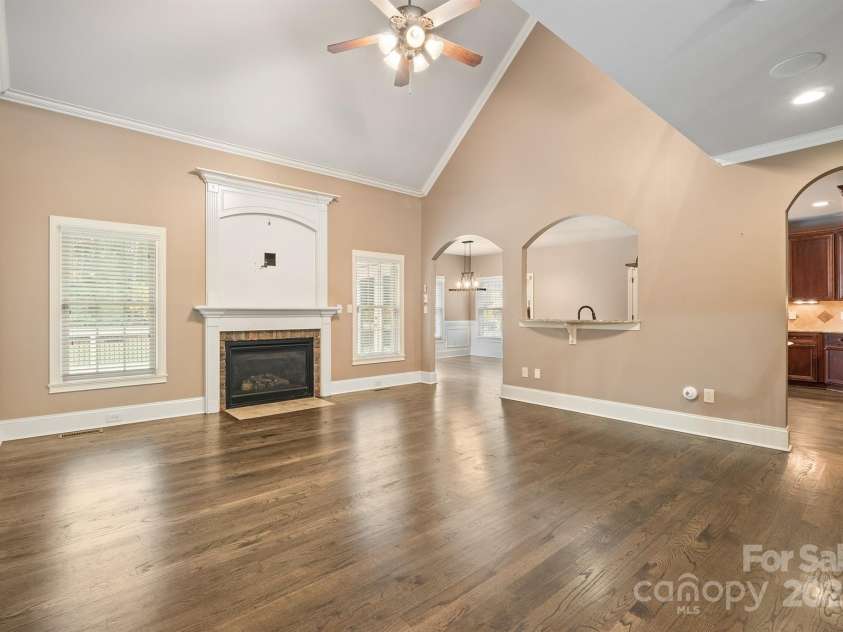472 Barber Loop, Mooresville, NC 28117.  MLS# CAR4223478, YatesRealty ID 8062. 