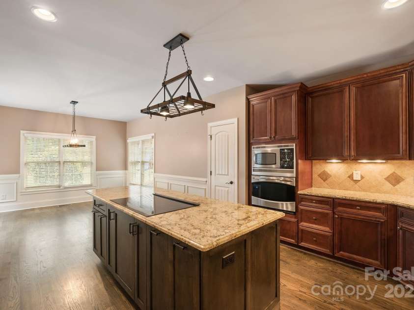 472 Barber Loop, Mooresville, NC 28117.  MLS# CAR4223478, YatesRealty ID 8062. 