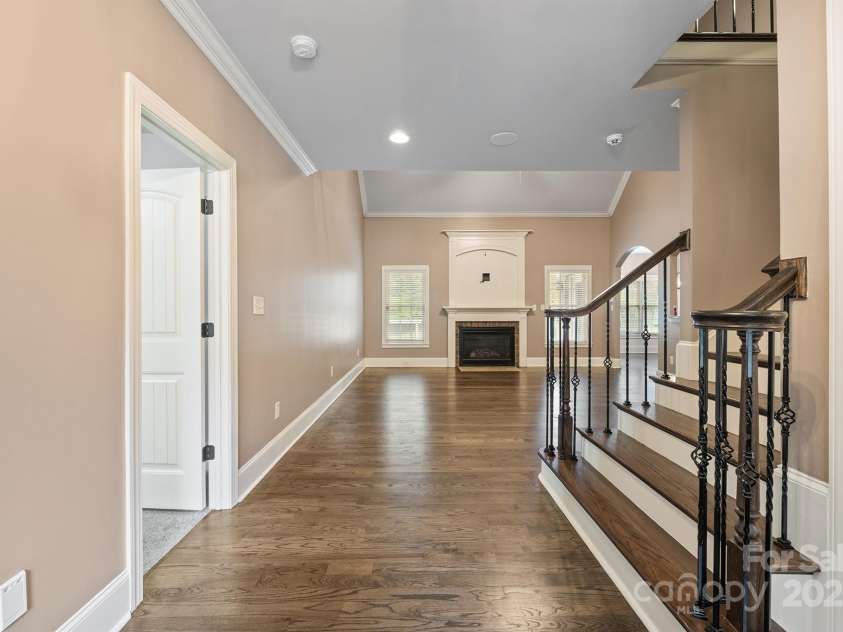 472 Barber Loop, Mooresville, NC 28117.  MLS# CAR4223478, YatesRealty ID 8062. 