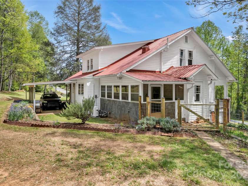 516 Maple Creek Road, Rutherfordton, NC 28139.  MLS# CAR4248593, YatesRealty ID 8064. 