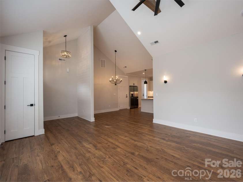 8 Heartleaf Circle, Arden, NC 28704.  MLS# CAR4431913, YatesRealty ID 8065. 