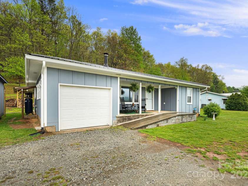 81 Mcguire Loop, Pisgah Forest, NC 28768.  MLS# CAR4250584, YatesRealty ID 8065. 