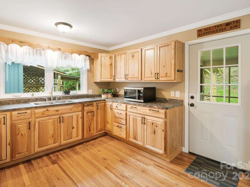 81 Mcguire Loop, Pisgah Forest, NC 28768.  MLS# CAR4250584, YatesRealty ID 8065. 