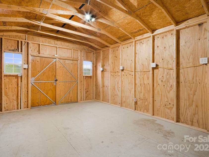 81 Mcguire Loop, Pisgah Forest, NC 28768.  MLS# CAR4250584, YatesRealty ID 8065. 