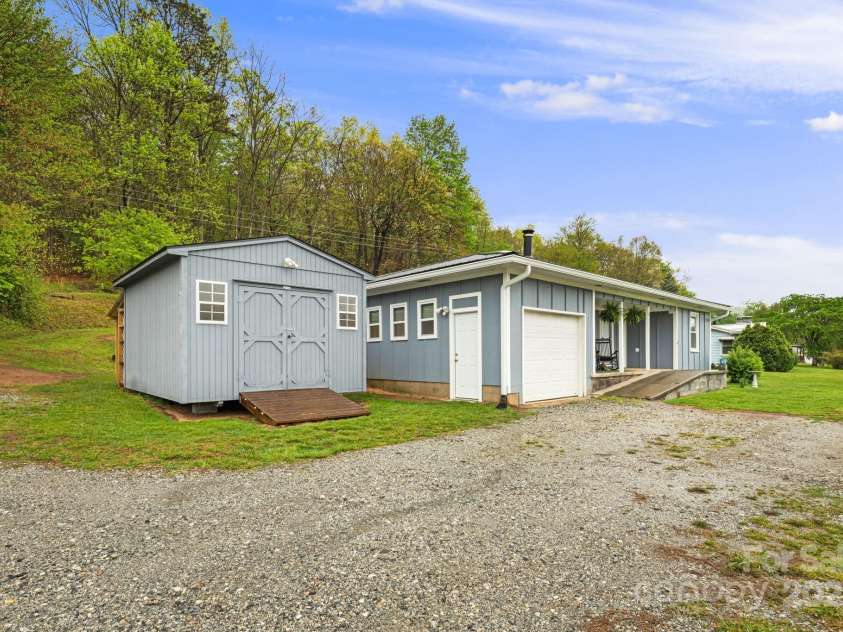 81 Mcguire Loop, Pisgah Forest, NC 28768.  MLS# CAR4250584, YatesRealty ID 8065. 