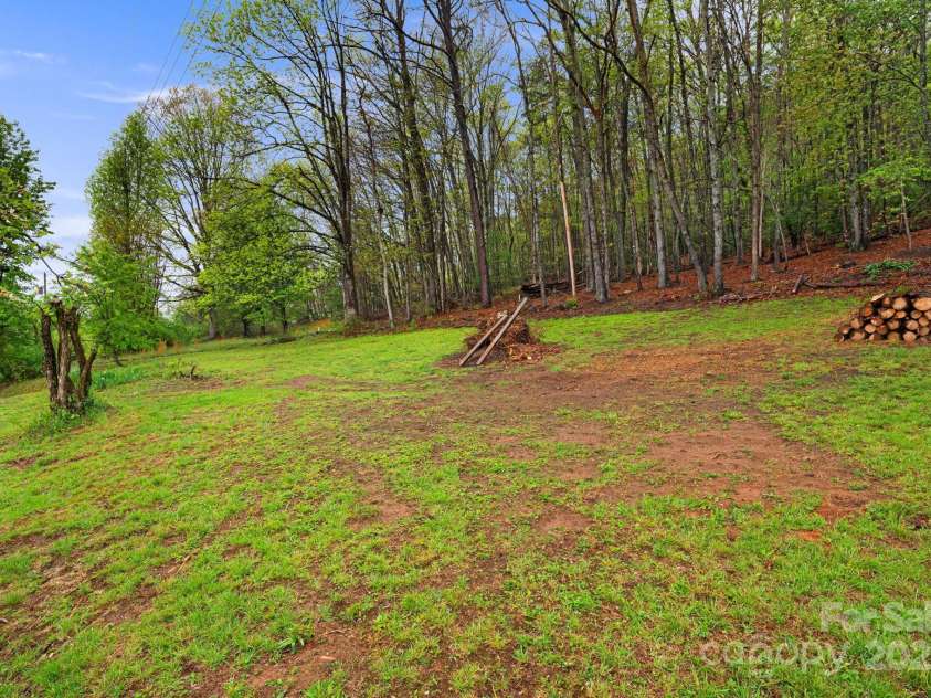 81 Mcguire Loop, Pisgah Forest, NC 28768.  MLS# CAR4250584, YatesRealty ID 8065. 