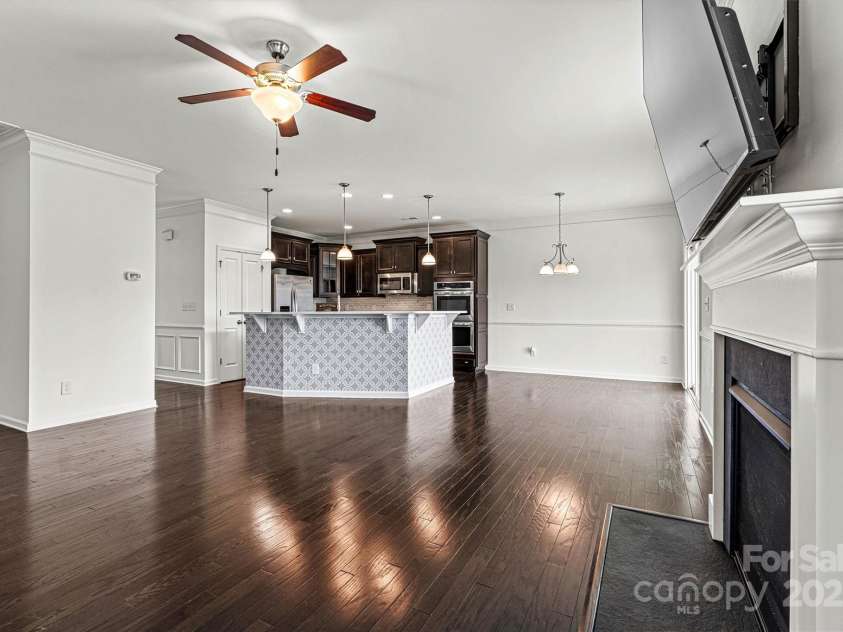 1617 Post Court, Gastonia, NC 28054.  MLS# CAR4246652, YatesRealty ID 8067. Open Concept Living/Kitchen/Dining View