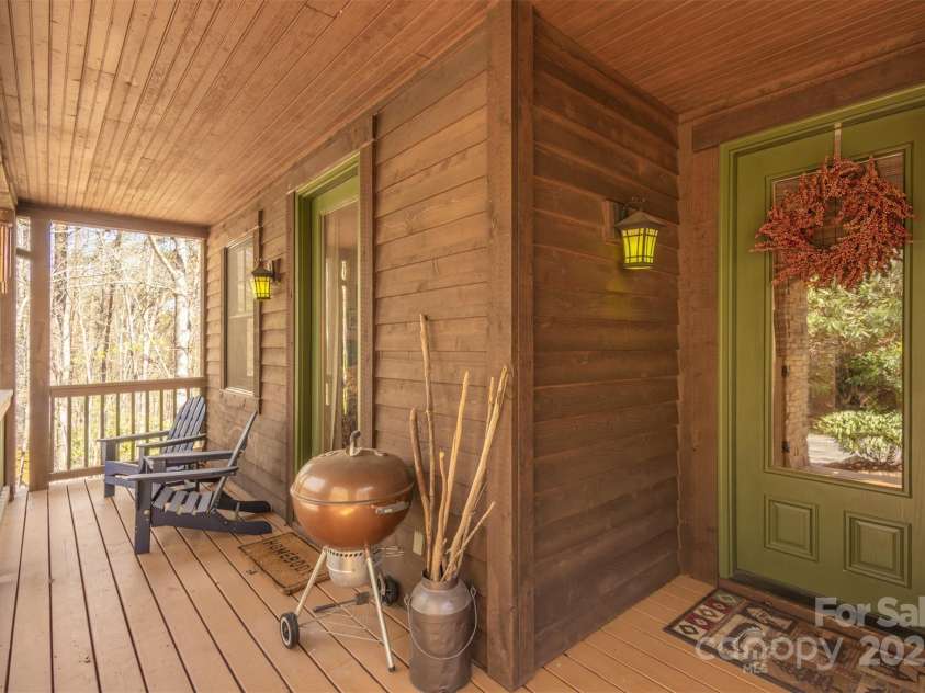 121 Woodbridge Drive, Jackson, NC 28783.  MLS# CAR4246073, YatesRealty ID 8068. 