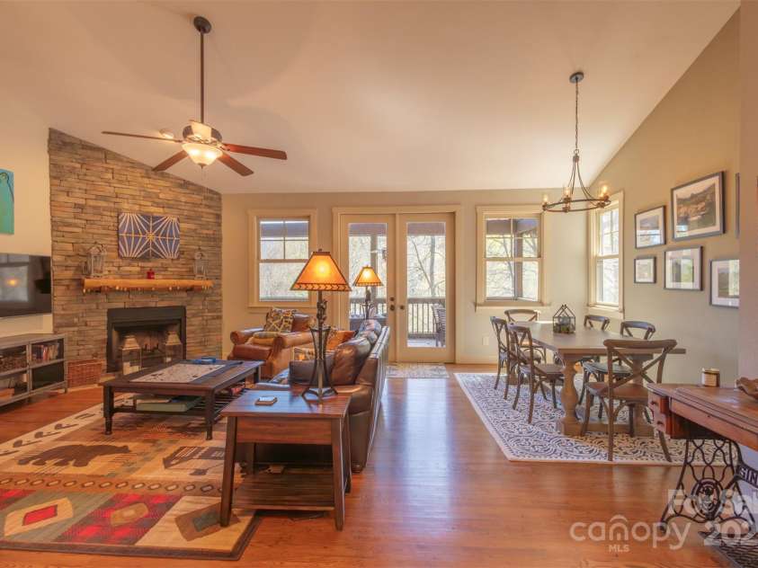 121 Woodbridge Drive, Jackson, NC 28783.  MLS# CAR4246073, YatesRealty ID 8068. 