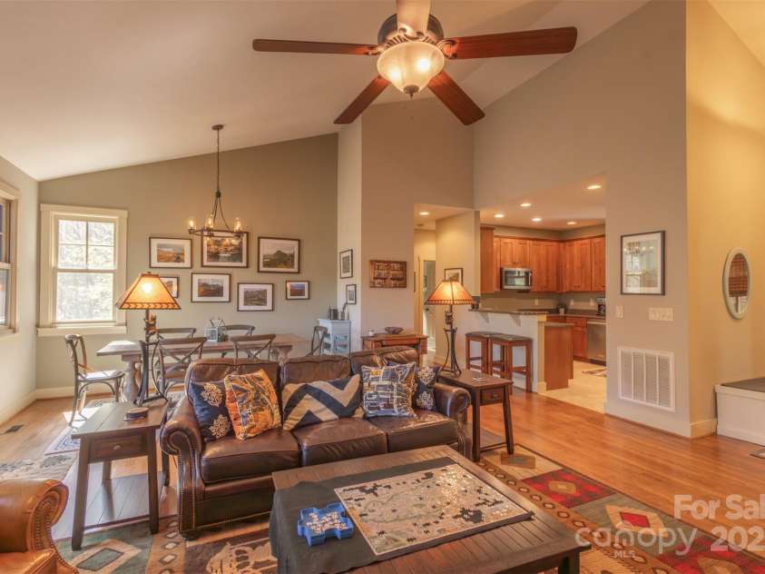 121 Woodbridge Drive, Jackson, NC 28783.  MLS# CAR4246073, YatesRealty ID 8068. 