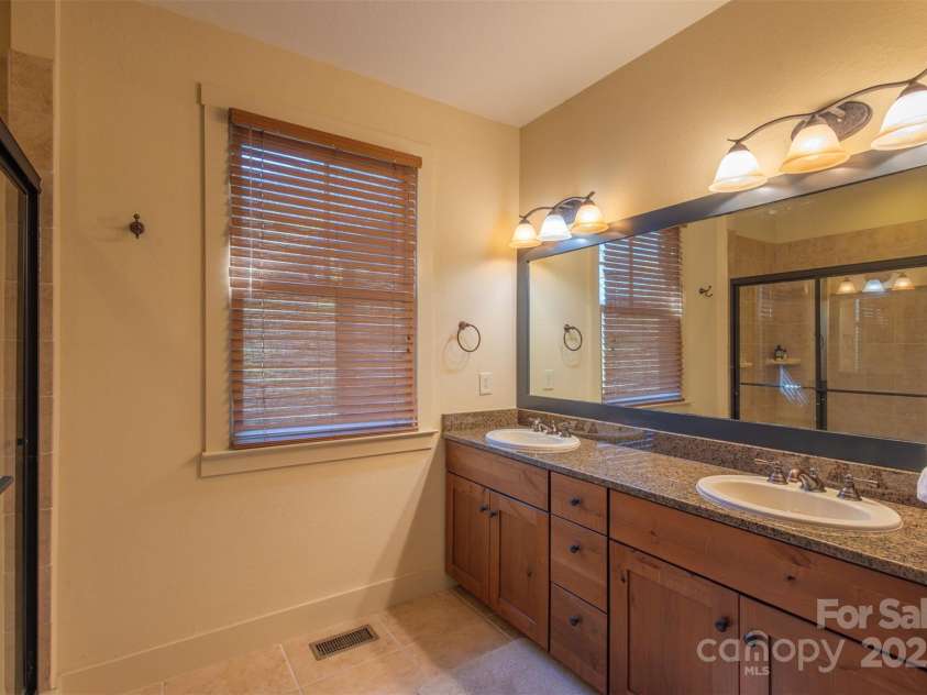 121 Woodbridge Drive, Jackson, NC 28783.  MLS# CAR4246073, YatesRealty ID 8068. 