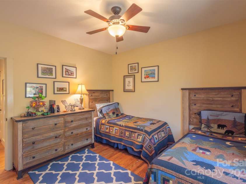 121 Woodbridge Drive, Jackson, NC 28783.  MLS# CAR4246073, YatesRealty ID 8068. 