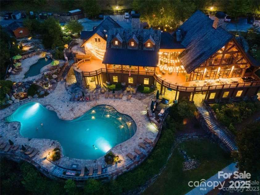 121 Woodbridge Drive, Jackson, NC 28783.  MLS# CAR4246073, YatesRealty ID 8068. 