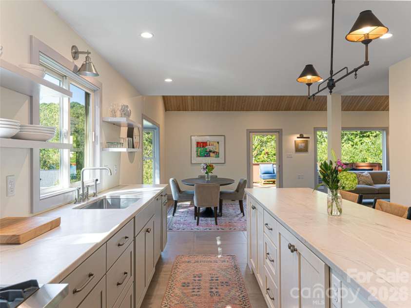 17 Beaverdam Court, Asheville, NC 28804.  MLS# CAR4346866, YatesRealty ID 8068. Another kitchen view