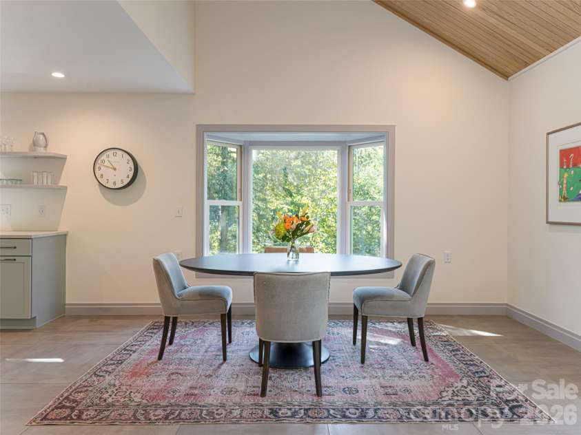 17 Beaverdam Court, Asheville, NC 28804.  MLS# CAR4346866, YatesRealty ID 8068. Sunny dining space