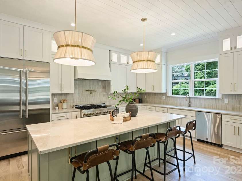 5010 Ohm Lane, Charlotte, NC 28270.  MLS# CAR4244968, YatesRealty ID 8069. 