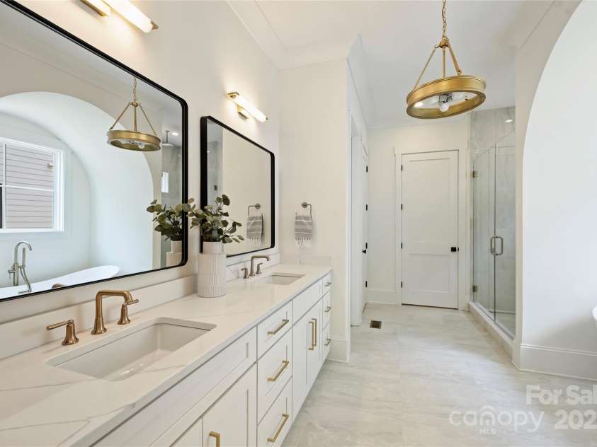 5010 Ohm Lane, Charlotte, NC 28270.  MLS# CAR4244968, YatesRealty ID 8069. 