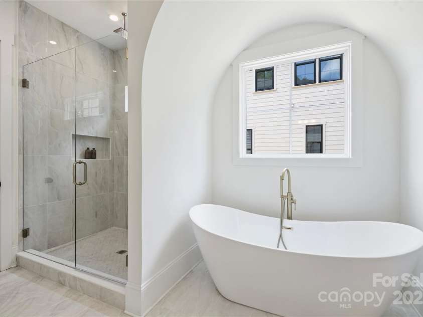 5010 Ohm Lane, Charlotte, NC 28270.  MLS# CAR4244968, YatesRealty ID 8069. 