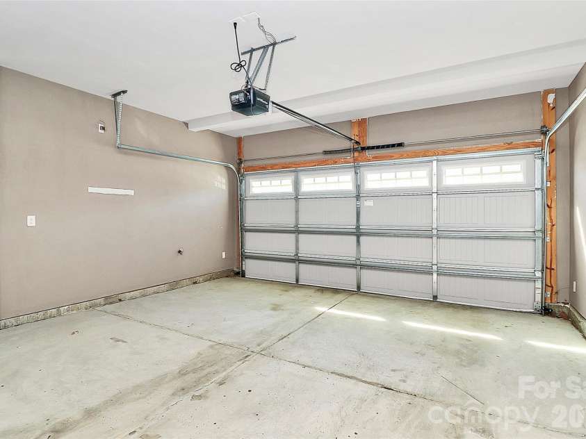 23144 Clarabelle Drive, Charlotte, NC 28273.  MLS# CAR4341725, YatesRealty ID 8070. Garage