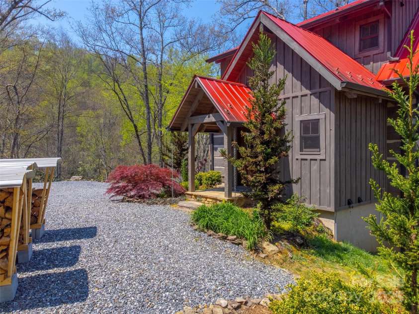 58 Cornerstone Road, Sylva, NC 28779.  MLS# CAR4249236, YatesRealty ID 8070. 