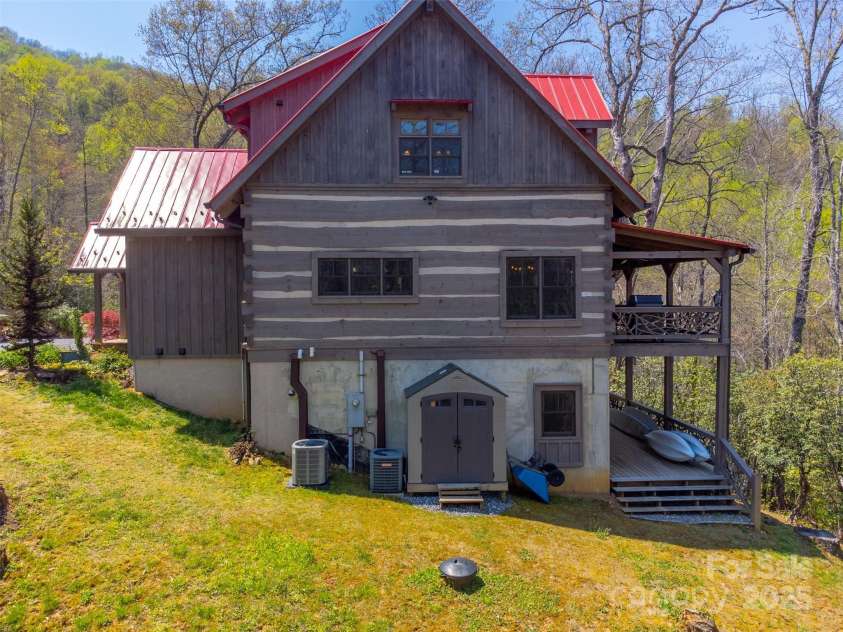 58 Cornerstone Road, Sylva, NC 28779.  MLS# CAR4249236, YatesRealty ID 8070. 